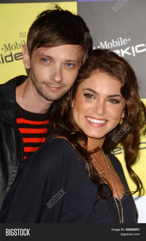 dj qualls girlfriend.